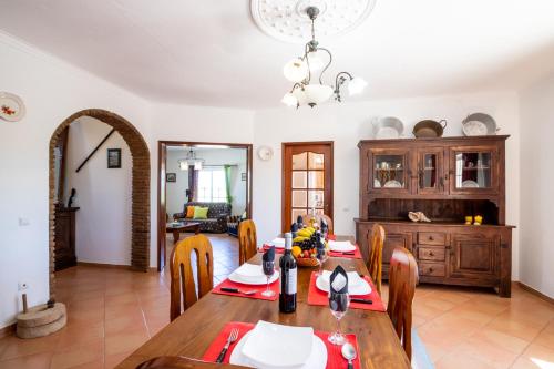 실베스 Villa Muriwai by Algarve Vacation 4성급 싱글룸 로비