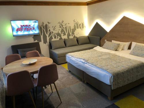 Studio Apartment