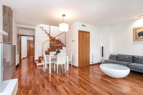 Stay U-nique Apartments Plaça de Tetuan - image 10