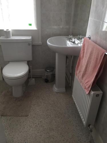 Longfield Guest House 4