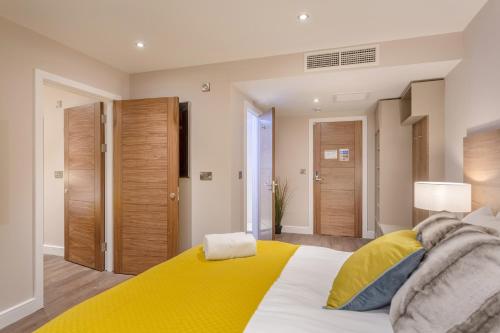Dwell City Living - image 2
