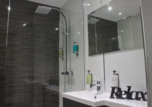 Goodramgate Apartments - image 6