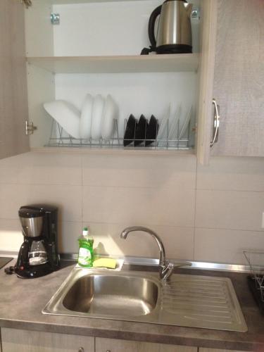  Gray Luxury Studios in Thérmi