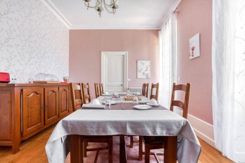 Le Clos des Pervenches chambre d'hôte Trévoux