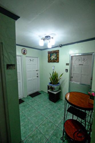 Bing's Place, Манила (фото 10)