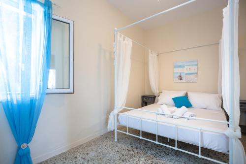  Ionian Grand Downstairs Apts 4 & 5 in Kornáta