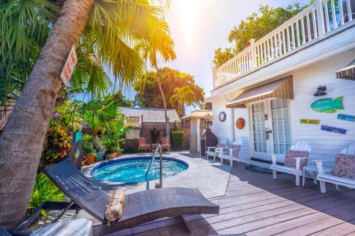 B&B Key West - Seascape Tropical Inn - Bed and Breakfast Key West