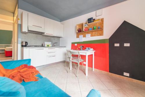  Babyaccommodation Stay in Family in Pietra Ligure