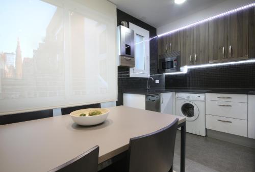 สวีท เพลซ บาร์เซโลนา (Suite Place Barcelona) in ซากราดา ฟามีเลีย