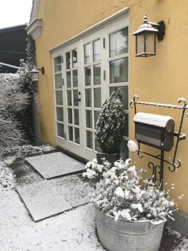 Solhaga Kullahalvön (Solhaga Kullahalvon) in 約斯托普