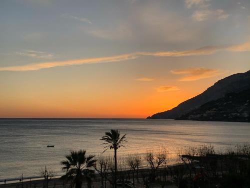 Camera tripla, vista sul mare, balcone