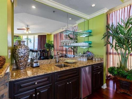 Oceania 13 by Meyer Vacation Rentals - image 8