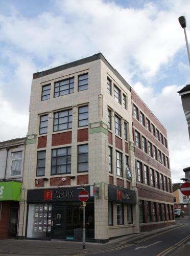 Winter Gardens Service Apartments 2 by Blackpool Service Apartments 5