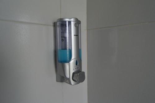 Askara Guest House - Hostel Room Type - Executive Triple Room Askara Guest House - Hostel Room Type - Executive Triple Room