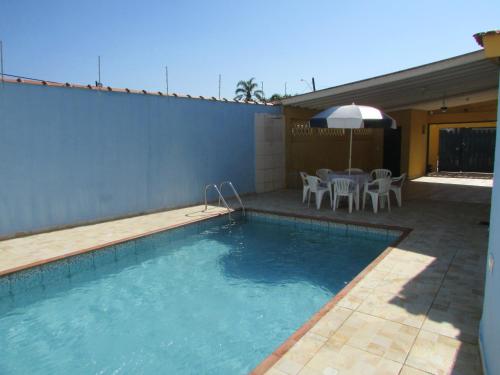 Casa c/ Piscina - Ampla e Arejada Balneário Gaivota - 300 mts da Praia, Itanhaém