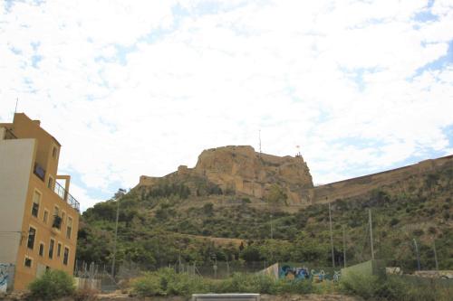  Modern CasaTuris Apartment with Castle Views A131 in Alicante
