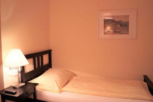 1 twin bed