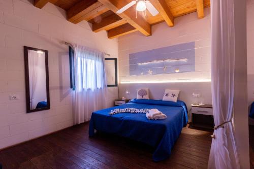 2 bedrooms, 4 beds