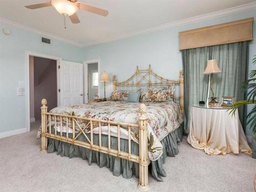 Pink Palace by Meyer Vacation Rentals