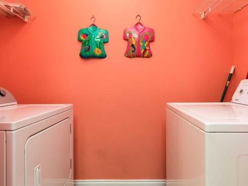 Plum Cute by Meyer Vacation Rentals - image 9
