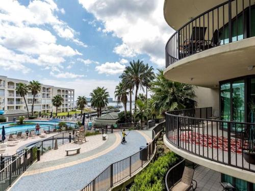 Phoenix On The Bay 2208 by Meyer Vacation Rentals - image 5