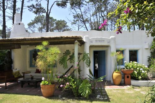 المرافق, El Delfin in La Barra