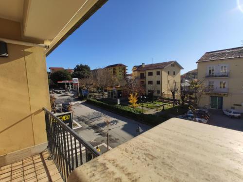 Balcony/terrace, Agnone - Appartamento CODONORAO in pieno centro con BALCONE vista 'NDOCCIATA in Agnone