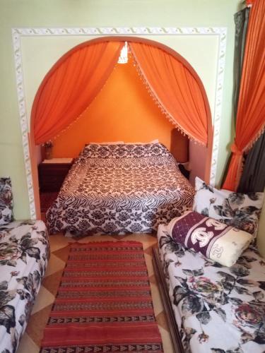 3 double beds