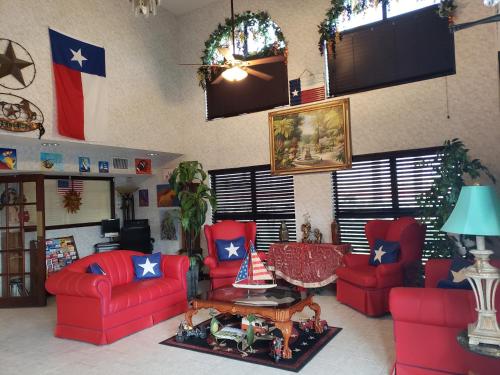Texas Inn Harlingen - image 5