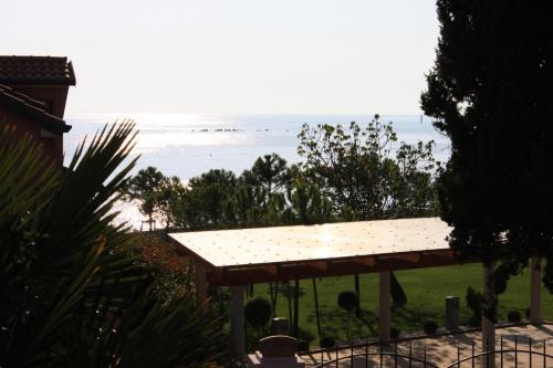 Uitzicht, Apartments by the sea Zambratija, Umag - 6998 in Zambratija