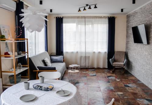 Royal House Apartment - image 3