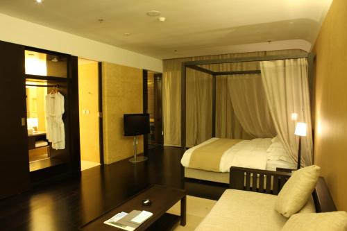 Weihaipoint Hotel & Golf Resort