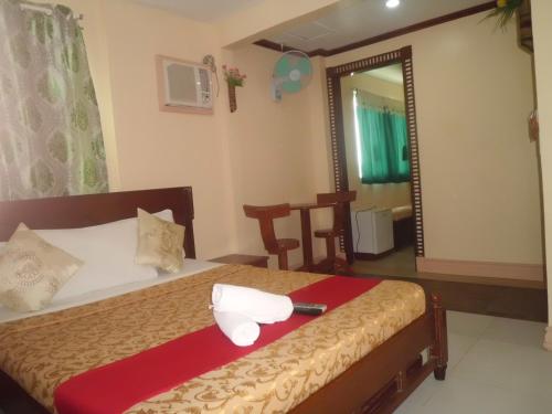 Premier Deluxe Room image 2