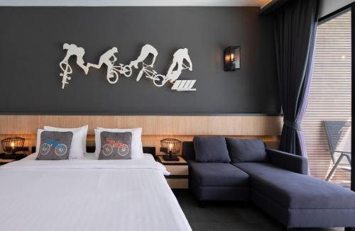 The VELO'S Hotel and Pumptrack