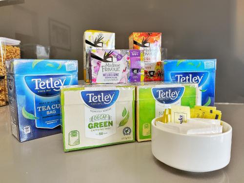 บริการและสิ่งอำนวยความสะดวก, Commercial Motel in เฮย์