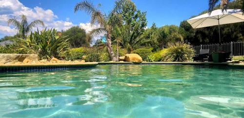 Island Cove Villas