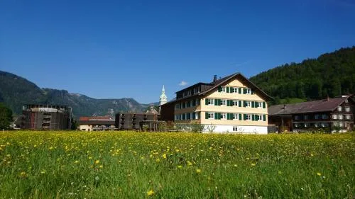 Gästehaus Appartements Egender in Bezau, Österreich
