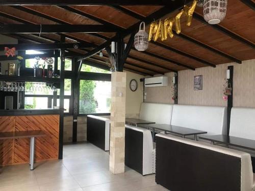 Pensiunea La Cazemata Bucov in Bukova