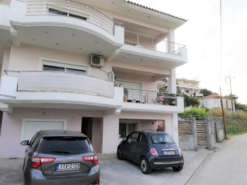  Lovely Apartment 500m from the beach, Almiri 2, Unterkunft in Loutra Elenis