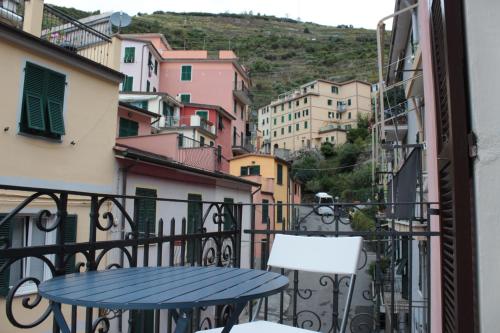 CAMERA GIGLIA 3