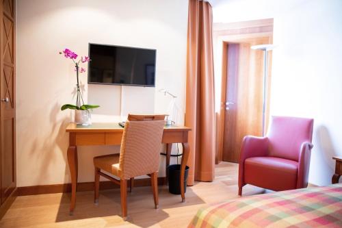 Single Room North