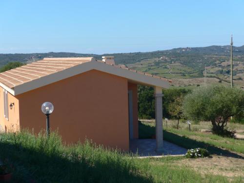 agriturismo gli olivastri - casa ginestre vista mare