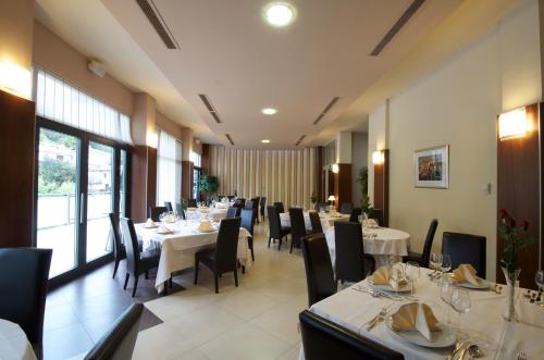 Hotel Fontana - image 12