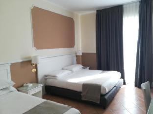 Hotel Leopardi, Neapol (fotografie 3)