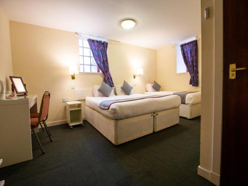 TheLongforganCoachingInn in Лонгфорган