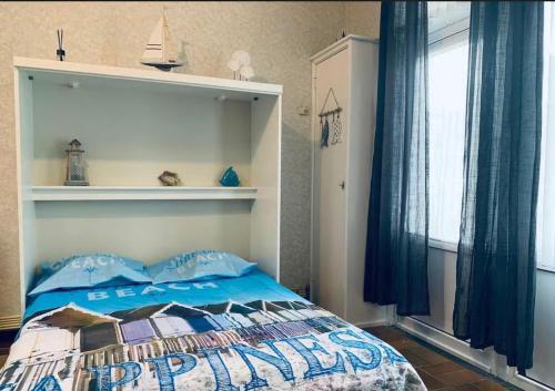 AMAZING BEACH & SUNSETS JUST 75m FROM THE BEACH! in Sluis