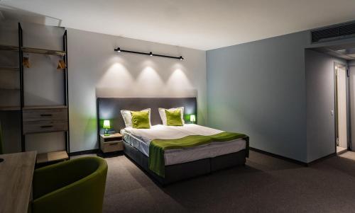 A&M Hotel with free parking Room Type - Studio