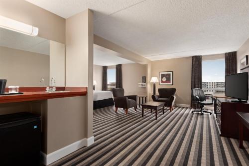 Royal Hotel Regina, Trademark Collection by Wyndham