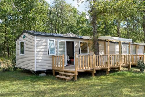 Camping Les Chèvrefeuilles - image 10