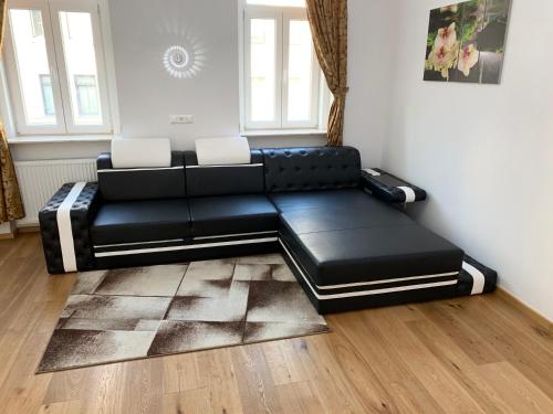 Colony Apartments - image 8